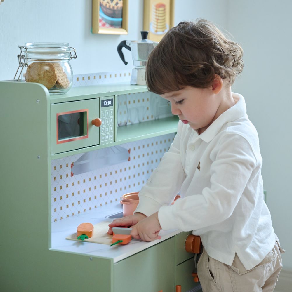 Little Chef St. Louis Wooden Play Kitchen with Sink & Ice Dispenser - FAO Schwarz