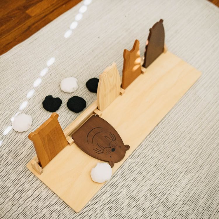 Zoo Crew Bean Bag Toss - FAO Schwarz