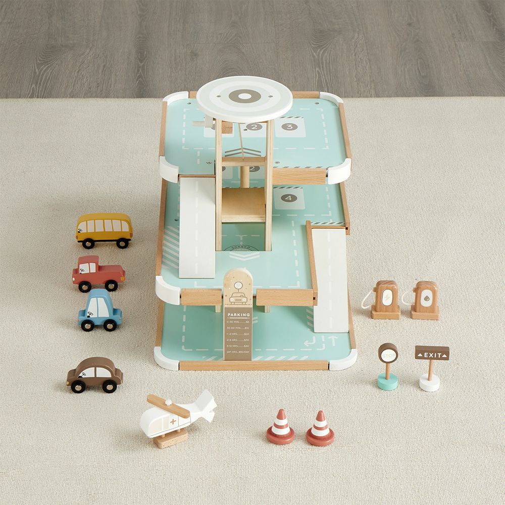 Little Tot Parking Lot - FAO Schwarz