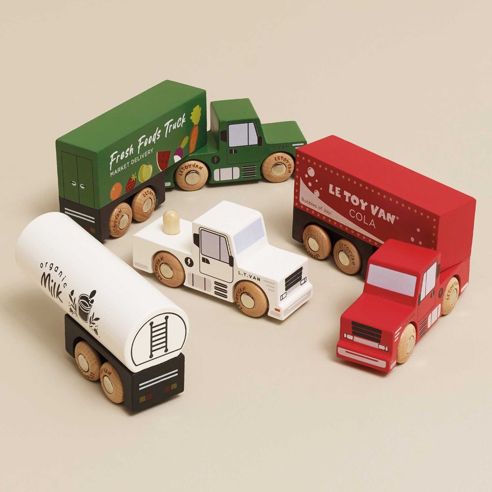 Wooden Trailer Truck Set - FAO Schwarz