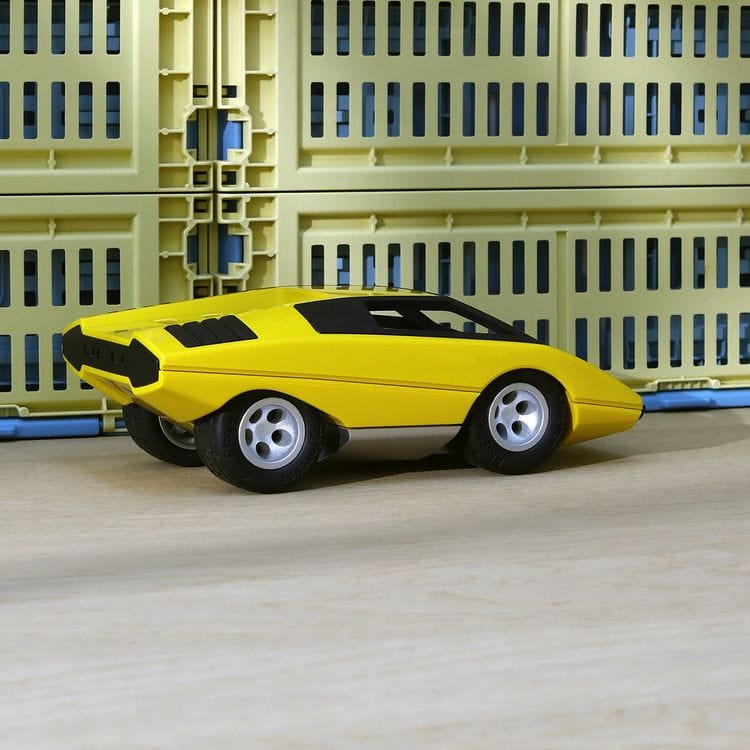 UFO Canarina Car – Yellow - FAO Schwarz