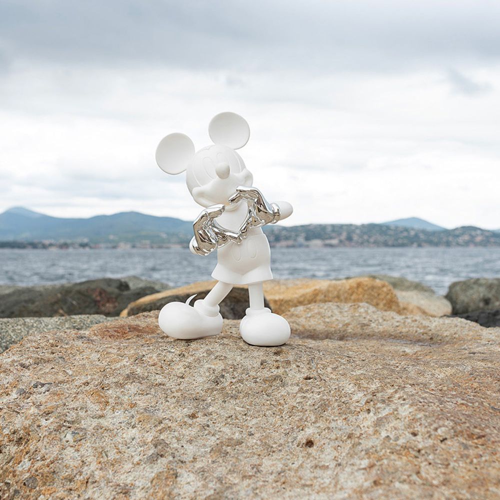 Mickey Mouse With Love 12″ Kelly Hoppen Figurine – White & Silver - FAO Schwarz