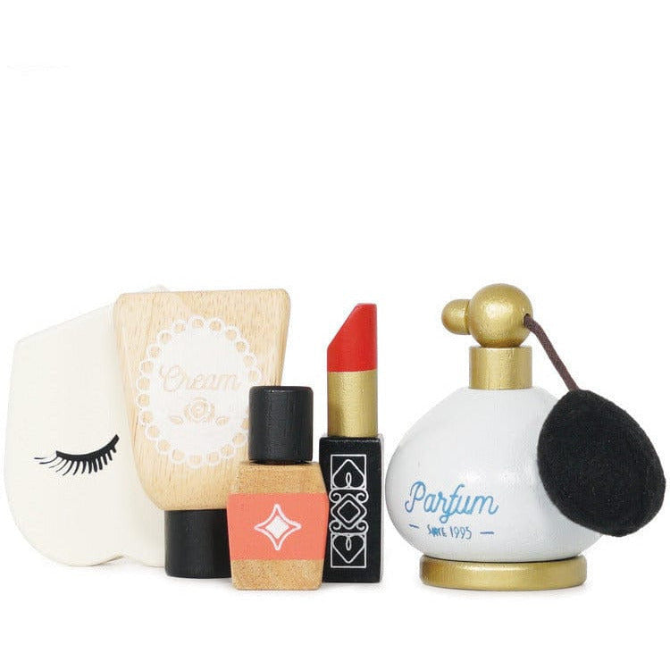 Star Beauty Bag - FAO Schwarz