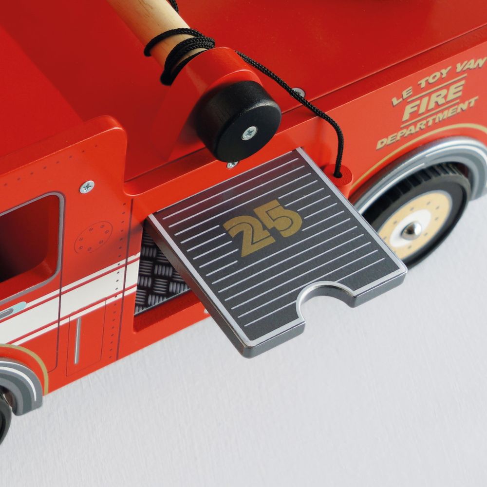 Wood Fire Engine with Firefighters - FAO Schwarz