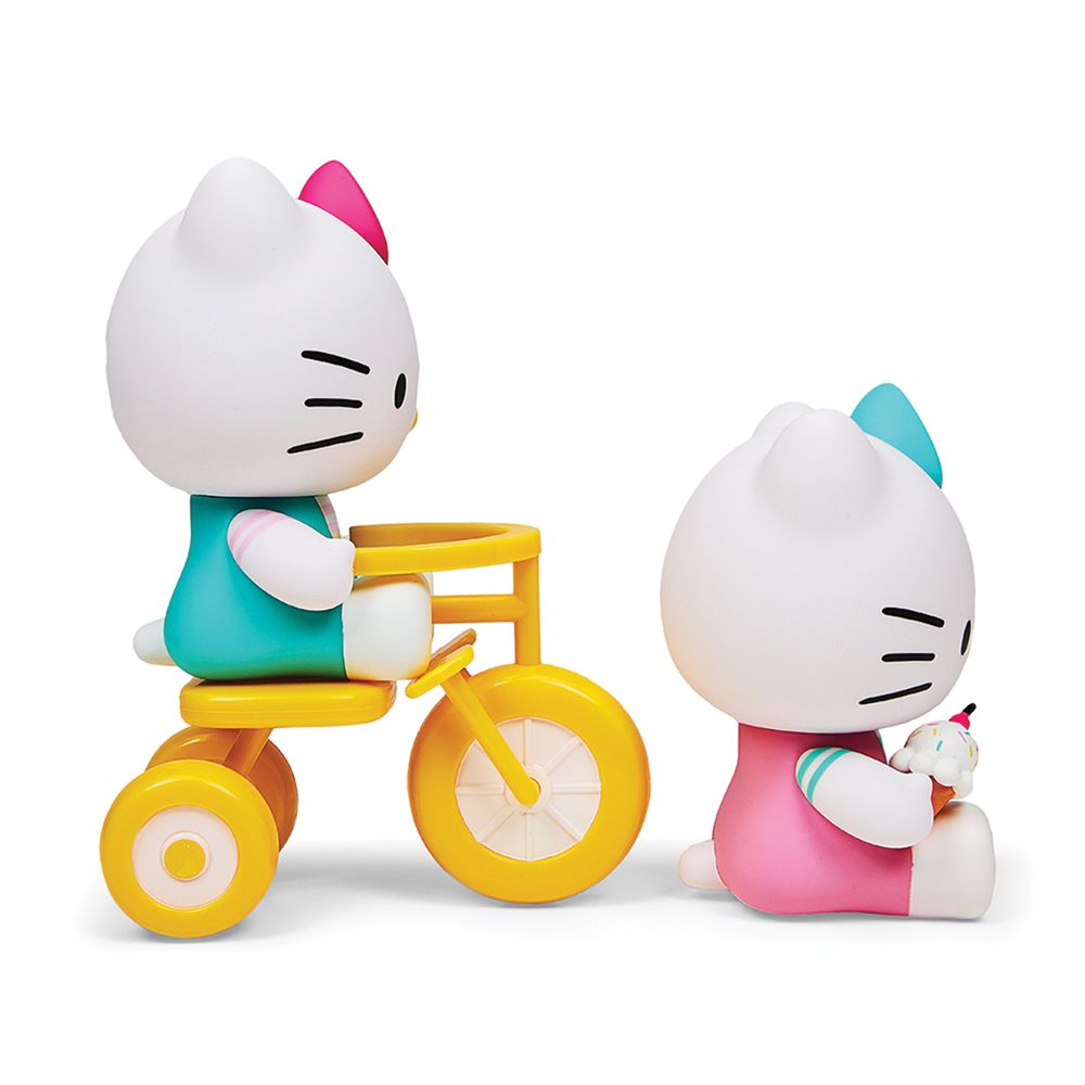 Hello Kitty Tricycle And Ice Cream Theme Vinyl Figures - FAO Schwarz