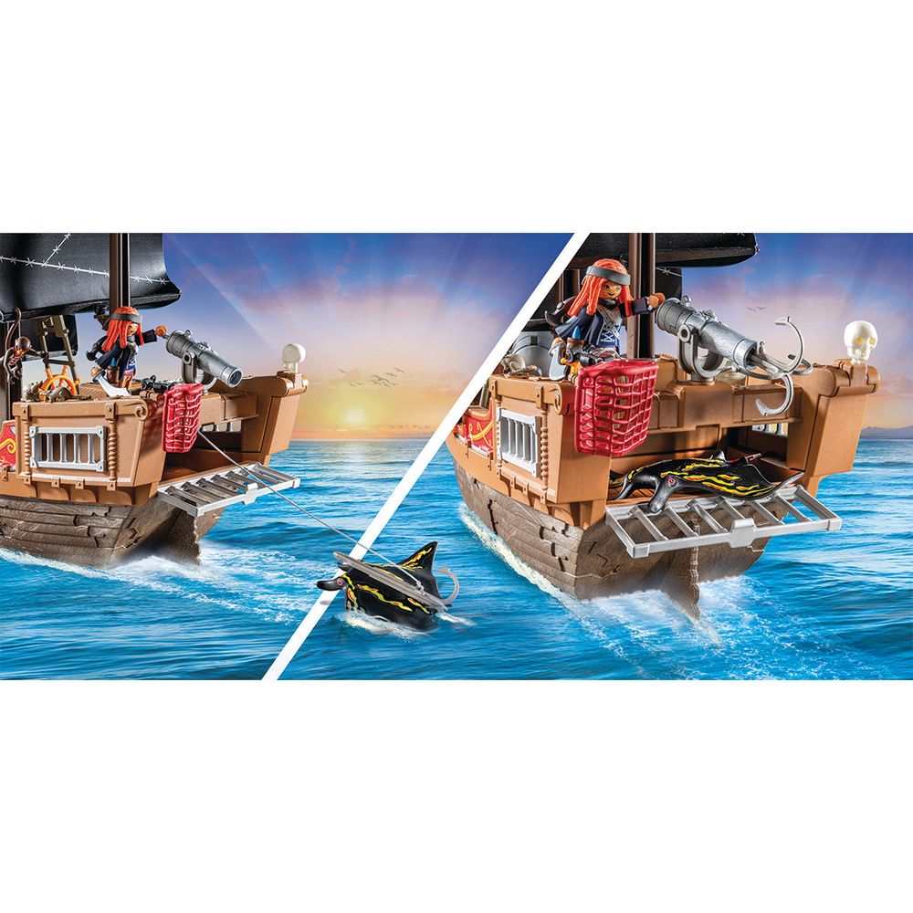 Large Pirate Ship Playset - FAO Schwarz