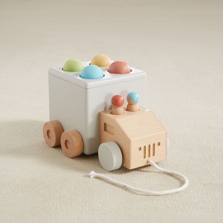 Hammer Time Wood Pull Toy - FAO Schwarz