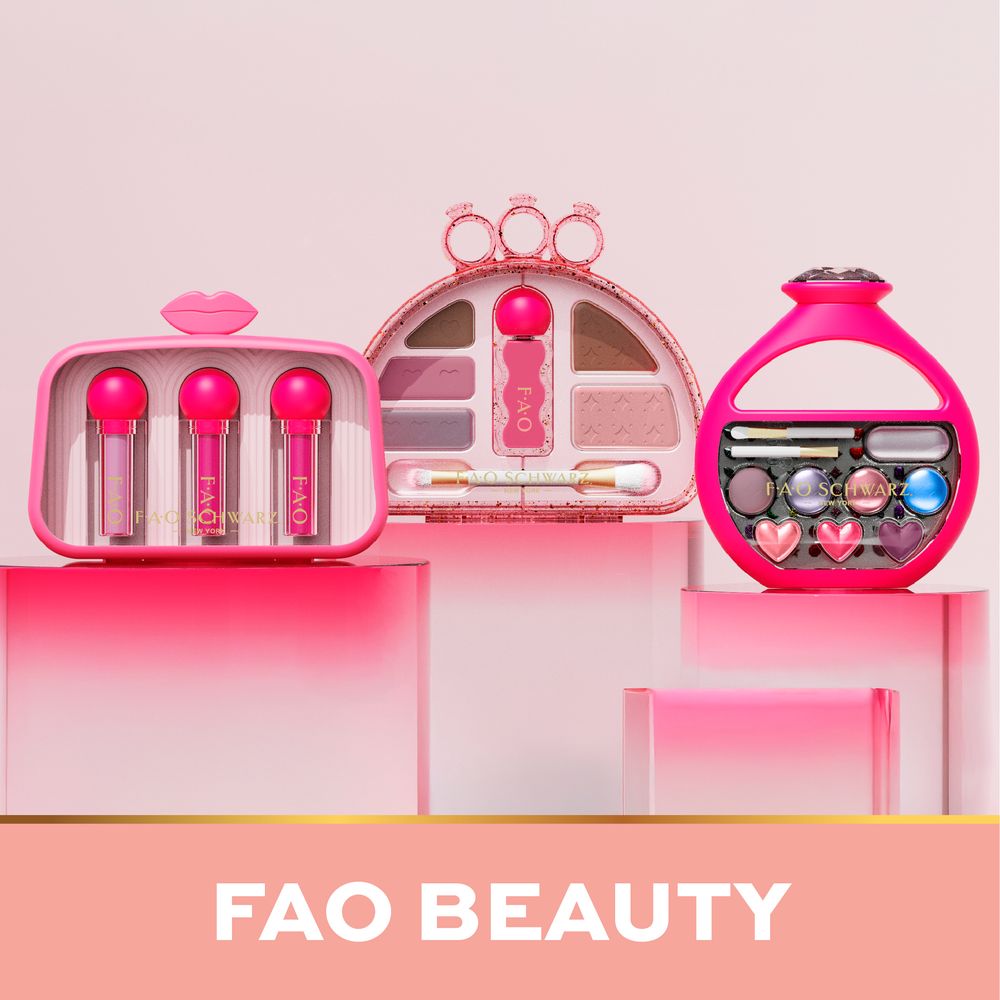Shimmer & Shadow 7-Piece Cosmetic Set - FAO Schwarz